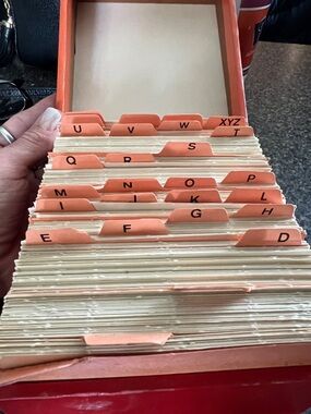 Vintage LIFE recipe box- Full of recipes